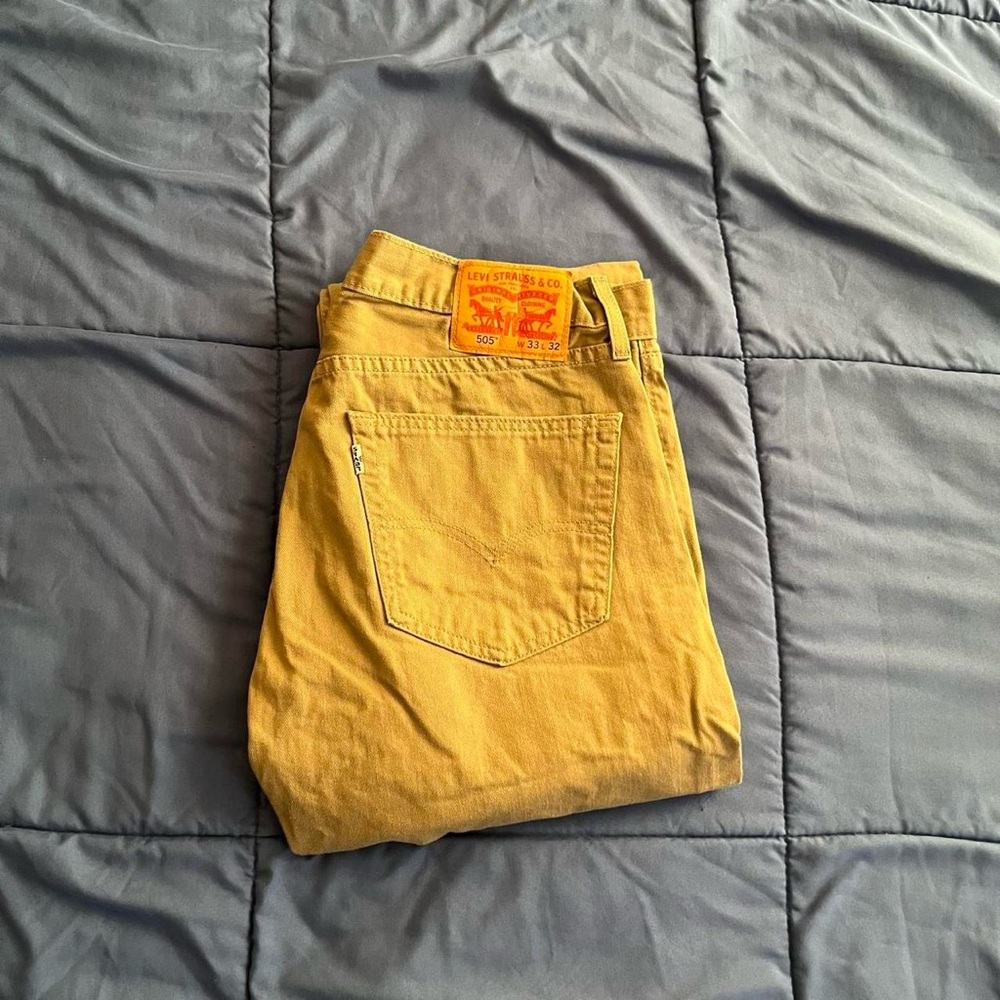 Levi's 505 Khaki Pants